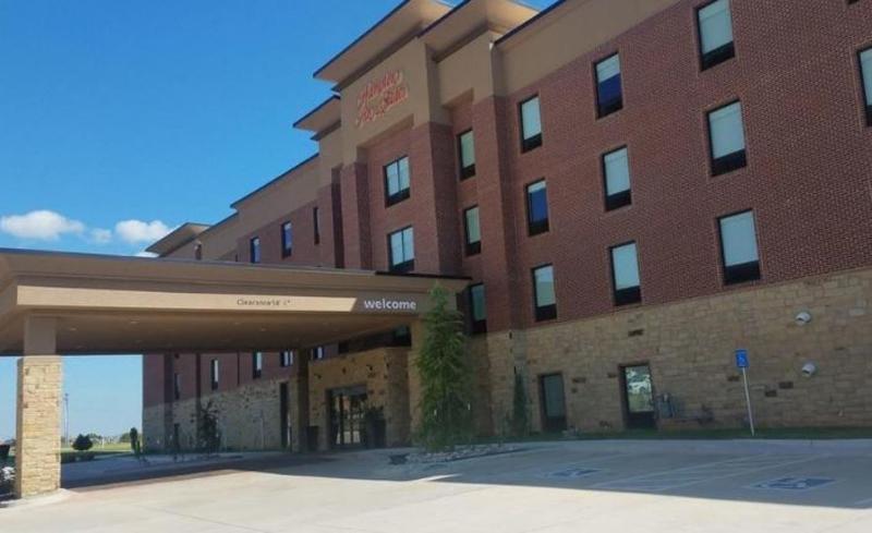 Hampton Inn & Suites Oklahoma City/Quail Springs Exterior photo